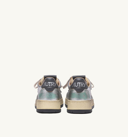 MEDALIST LOW SNEAKERS SUPER VINTAGE IN SILVER TONE METALIZED LEATHER - AUTRY Value