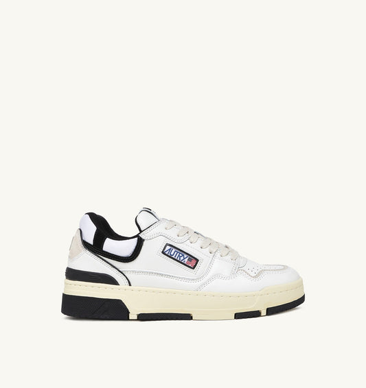 CLC LOW SNEAKERS IN WHITE LEATHER AND BLACK SUEDE - AUTRY Great Value