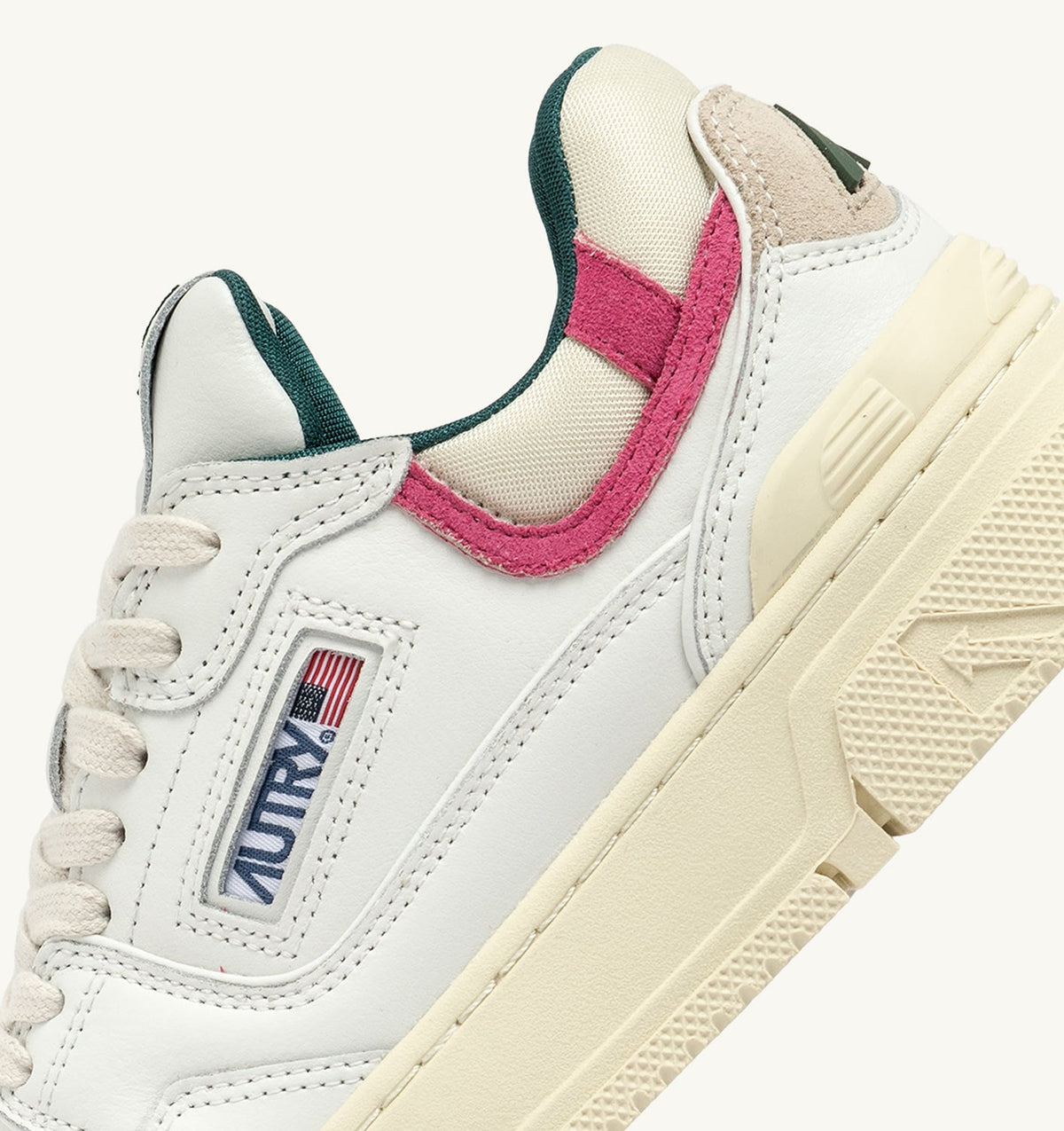 CLC LOW SNEAKERS IN WHITE LEATHER AND CARMINE ROSE SUEDE - AUTRY Everyday