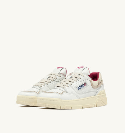 CLC LOW SNEAKERS IN WHITE LEATHER AND SAND SUEDE - AUTRY Value