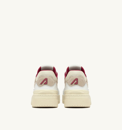 CLC LOW SNEAKERS IN WHITE LEATHER AND SAND SUEDE - AUTRY Value