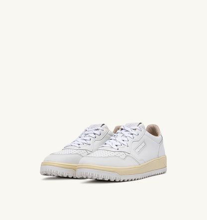 GOLF LOW SNEAKERS IN WHITE LEATHER - AUTRY Everyday