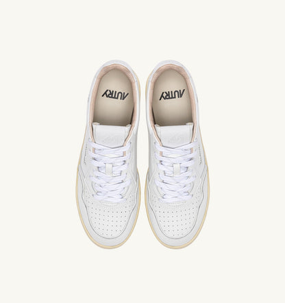 GOLF LOW SNEAKERS IN WHITE LEATHER - AUTRY Everyday