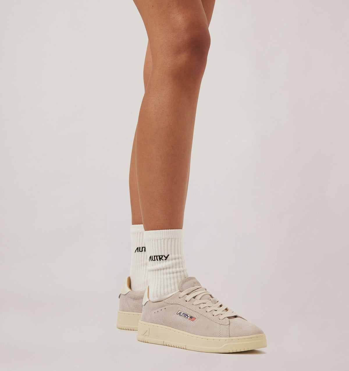 DALLAS LOW SNEAKERS IN WHITE SUEDE - AUTRY Value