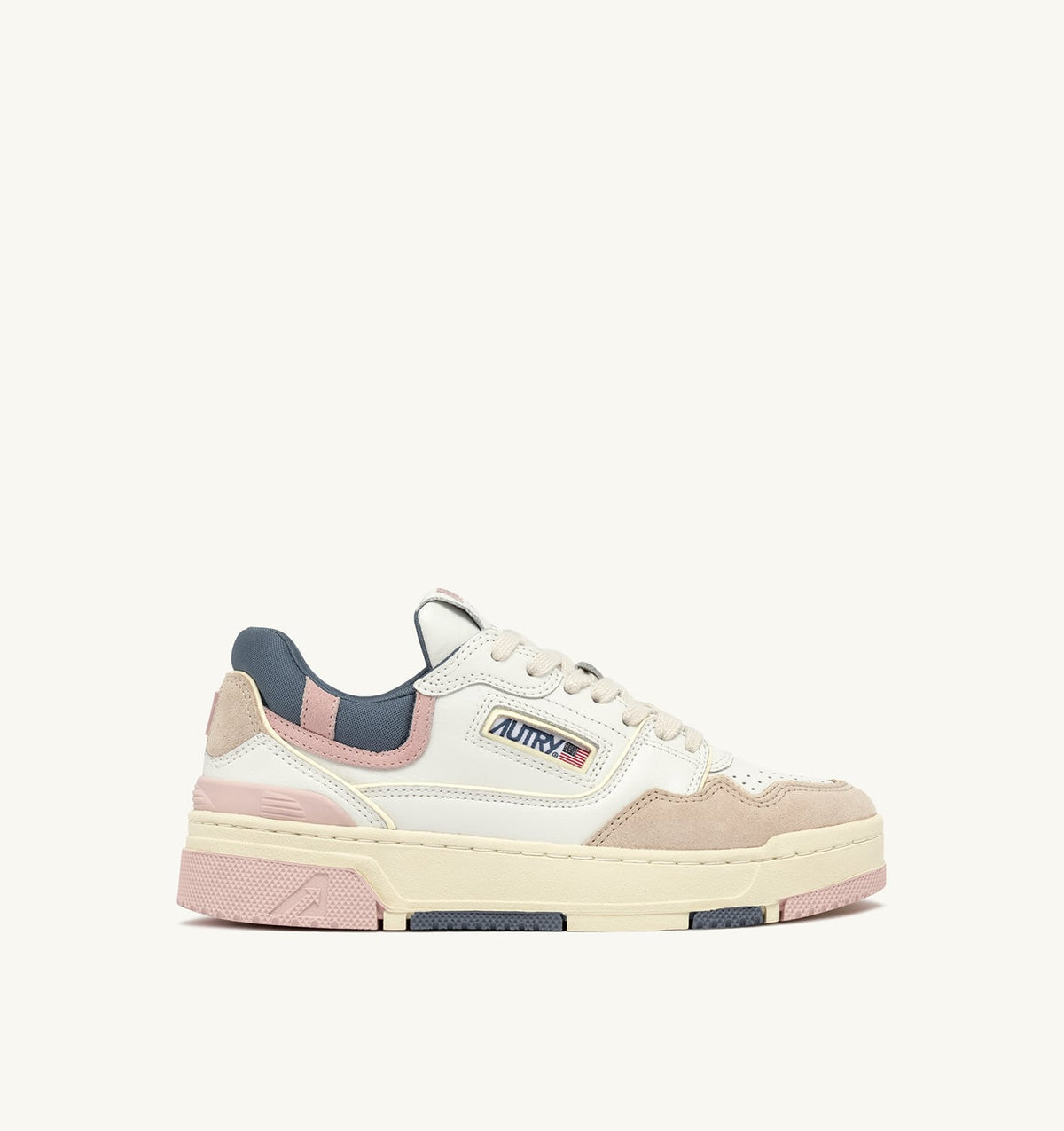 CLC LOW SNEAKERS IN WHITE AND PEACH WHIP LEATHER SUEDE - AUTRY Classic