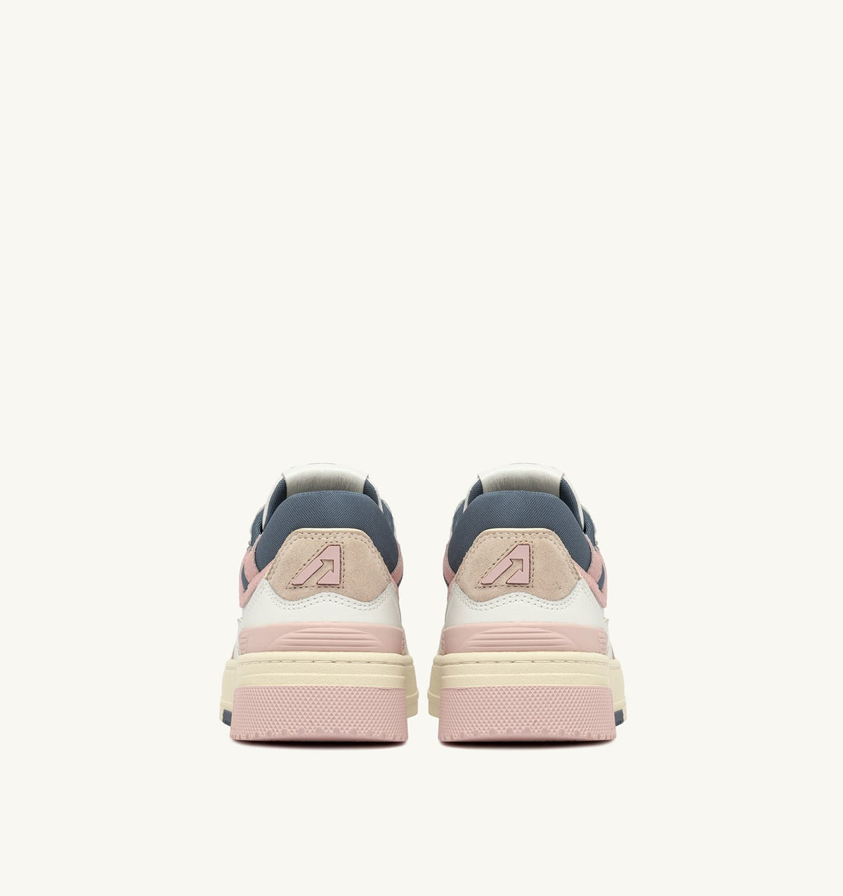 CLC LOW SNEAKERS IN WHITE AND PEACH WHIP LEATHER SUEDE - AUTRY Classic