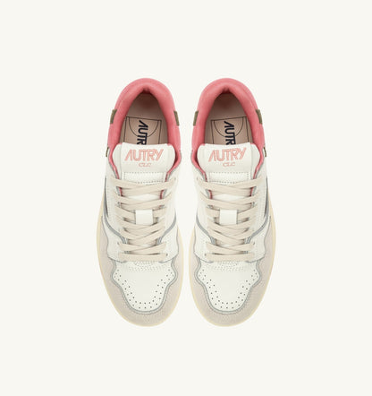 CLC LOW SNEAKERS IN WHITE AND GERANIUM LEATHER SUEDE - AUTRY Essential