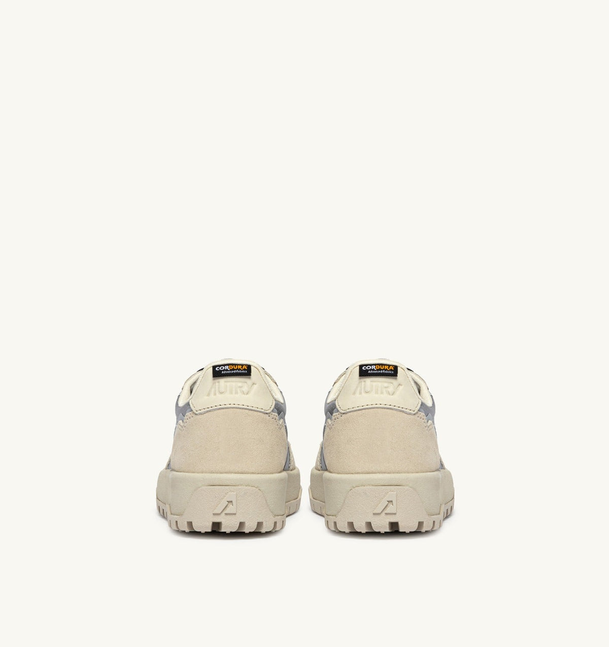 WILDPACE LOW SNEAKERS IN WHITE AND SILVER FABRIC AND SUEDE - AUTRY Essential