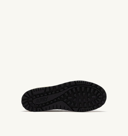 WILDPACE LOW SNEAKERS IN BLACK DRAGON MESH AND SUEDE - AUTRY Classic