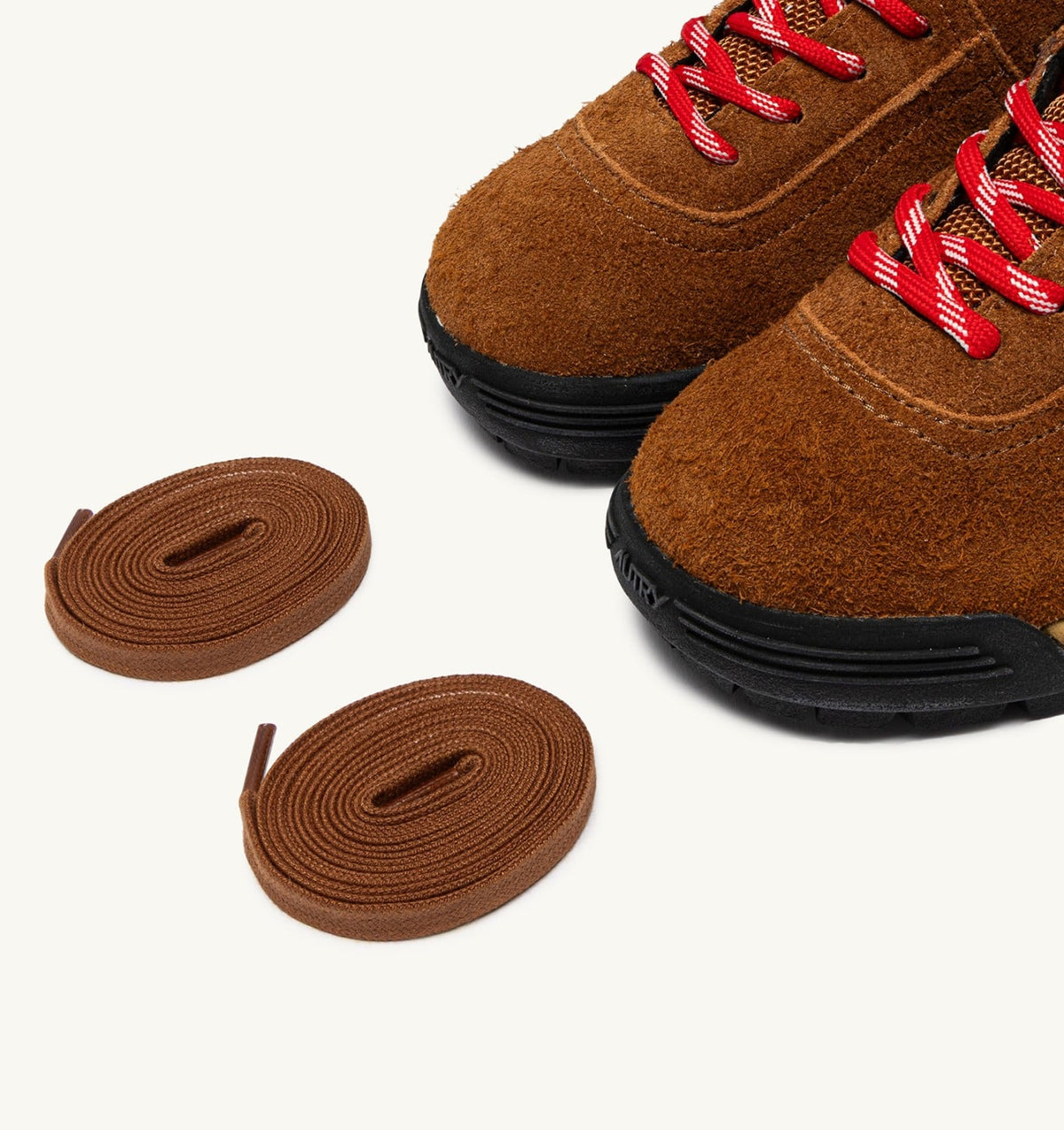 MALGA CORTINA IN CHESTNUT AND FLAME SCARLET SUEDE - AUTRY Latest