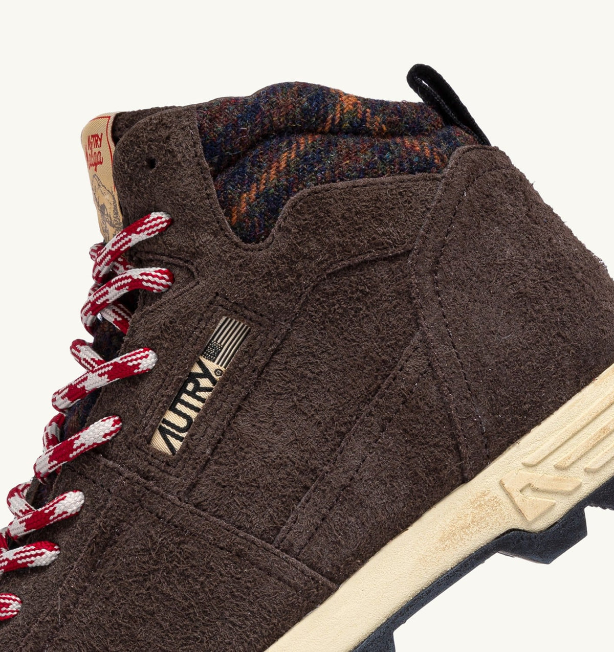 MALGA BOOTS IN SUEDE COLOR PEPPER - AUTRY Essential