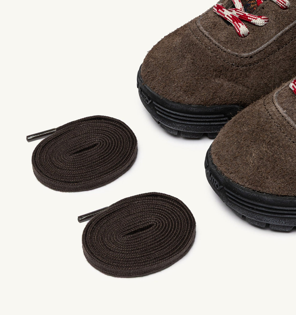 MALGA BOOTS IN SUEDE COLOR PEPPER - AUTRY Essential