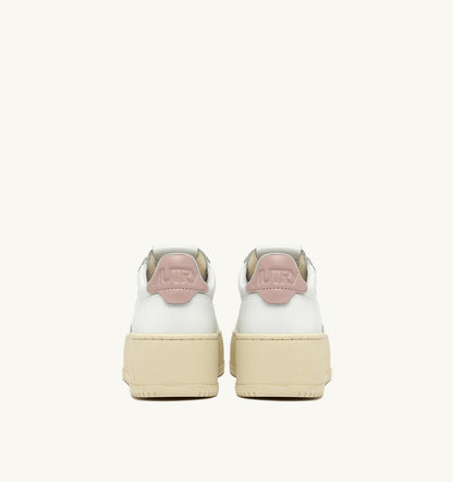 MEDALIST PLATFORM SNEAKERS IN WHITE AND POWDER PINK LEATHER - AUTRY Latest