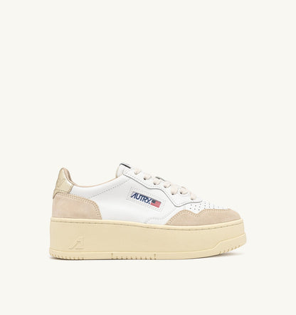 MEDALIST PLATFORM SNEAKERS IN WHITE AND PLATINUM SUEDE AND LEATHER - AUTRY Quality