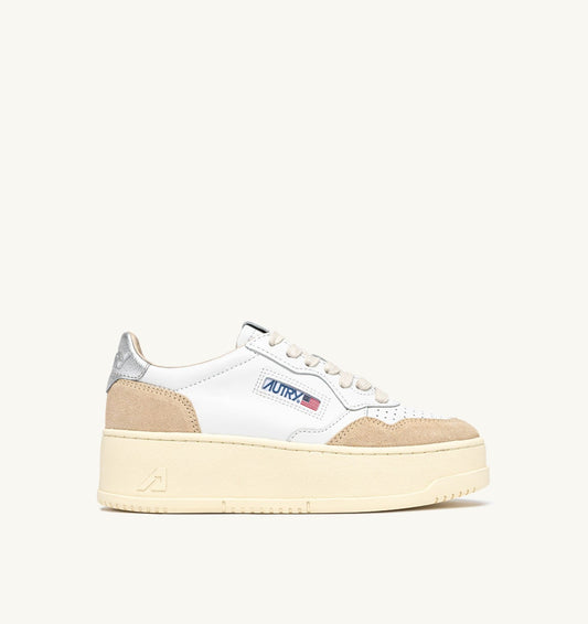MEDALIST PLATFORM SNEAKERS IN SILVER AND WHITE SUEDE AND LEATHER - AUTRY Classic
