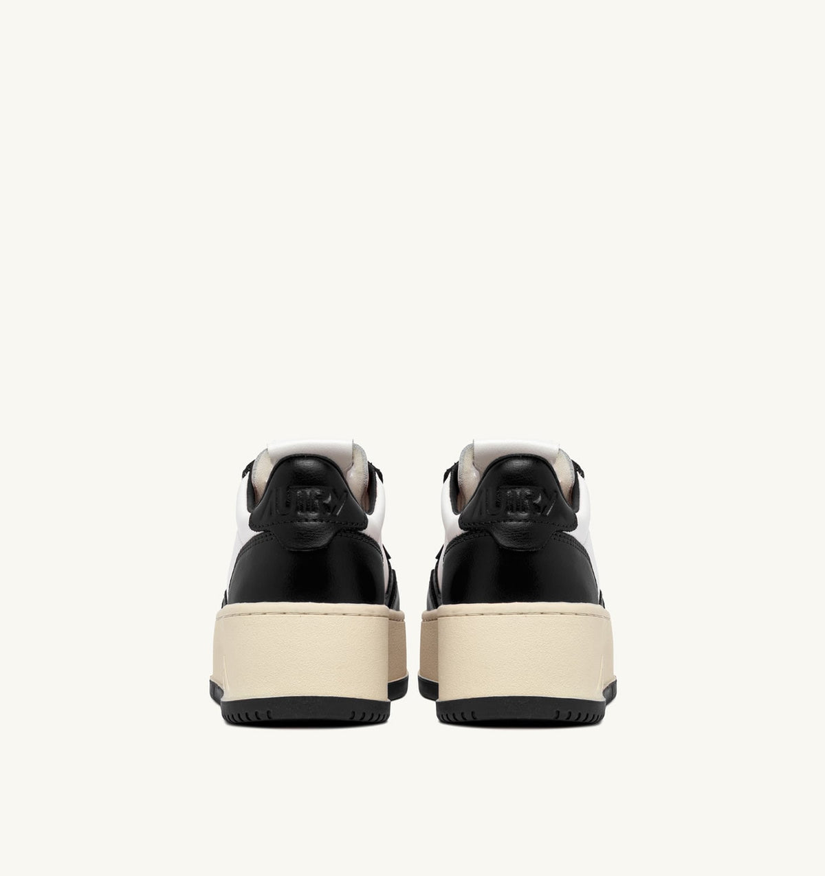 MEDALIST PLATFORM SNEAKERS IN WHITE AND BLACK LEATHER - AUTRY Everyday